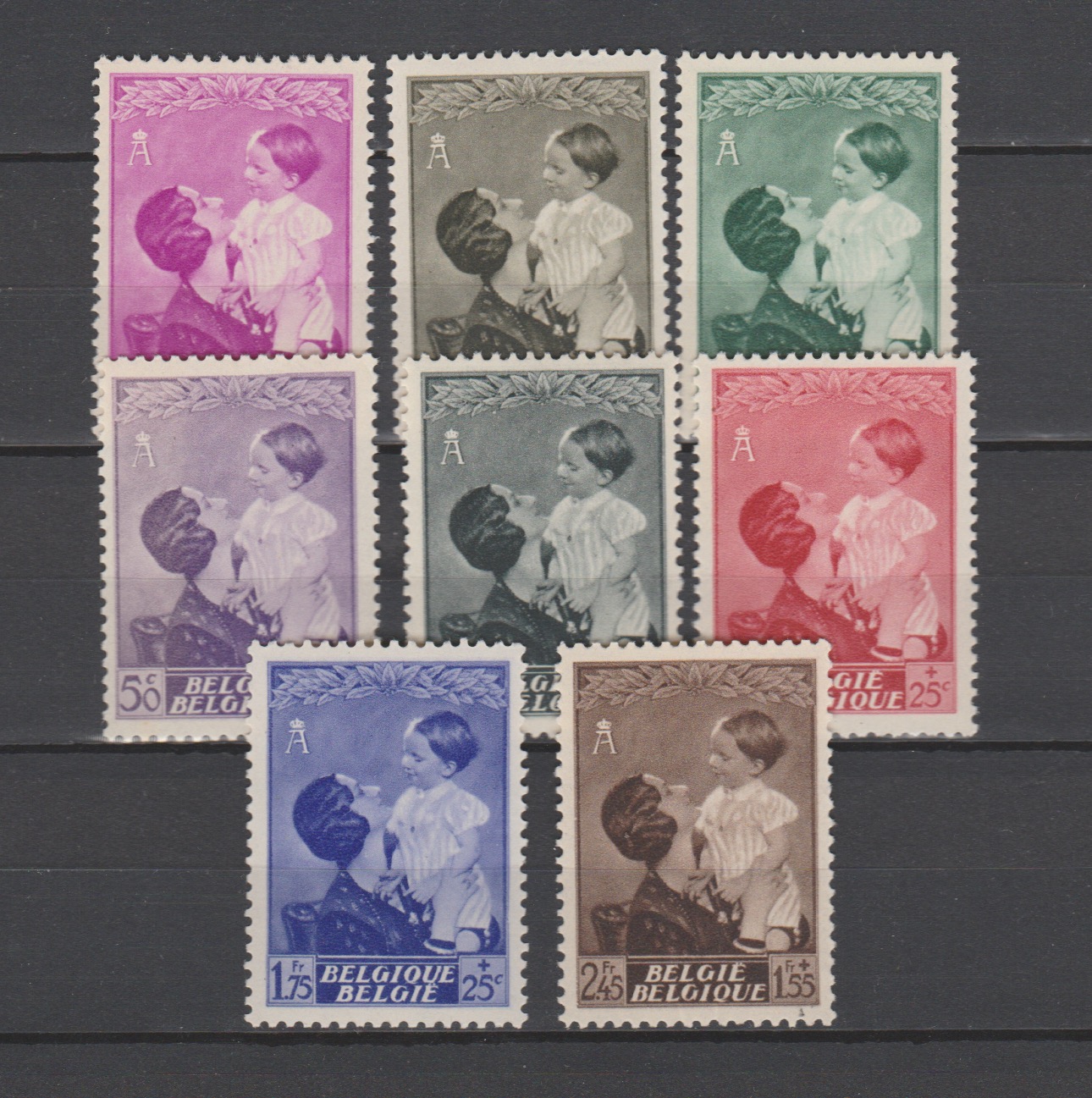 België 1937 447-454 Herinnering aan Koningin Astrid