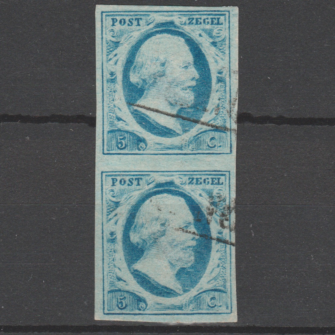 Nederland 1852 1 plaat 1r in paar gestempeld vertikaal