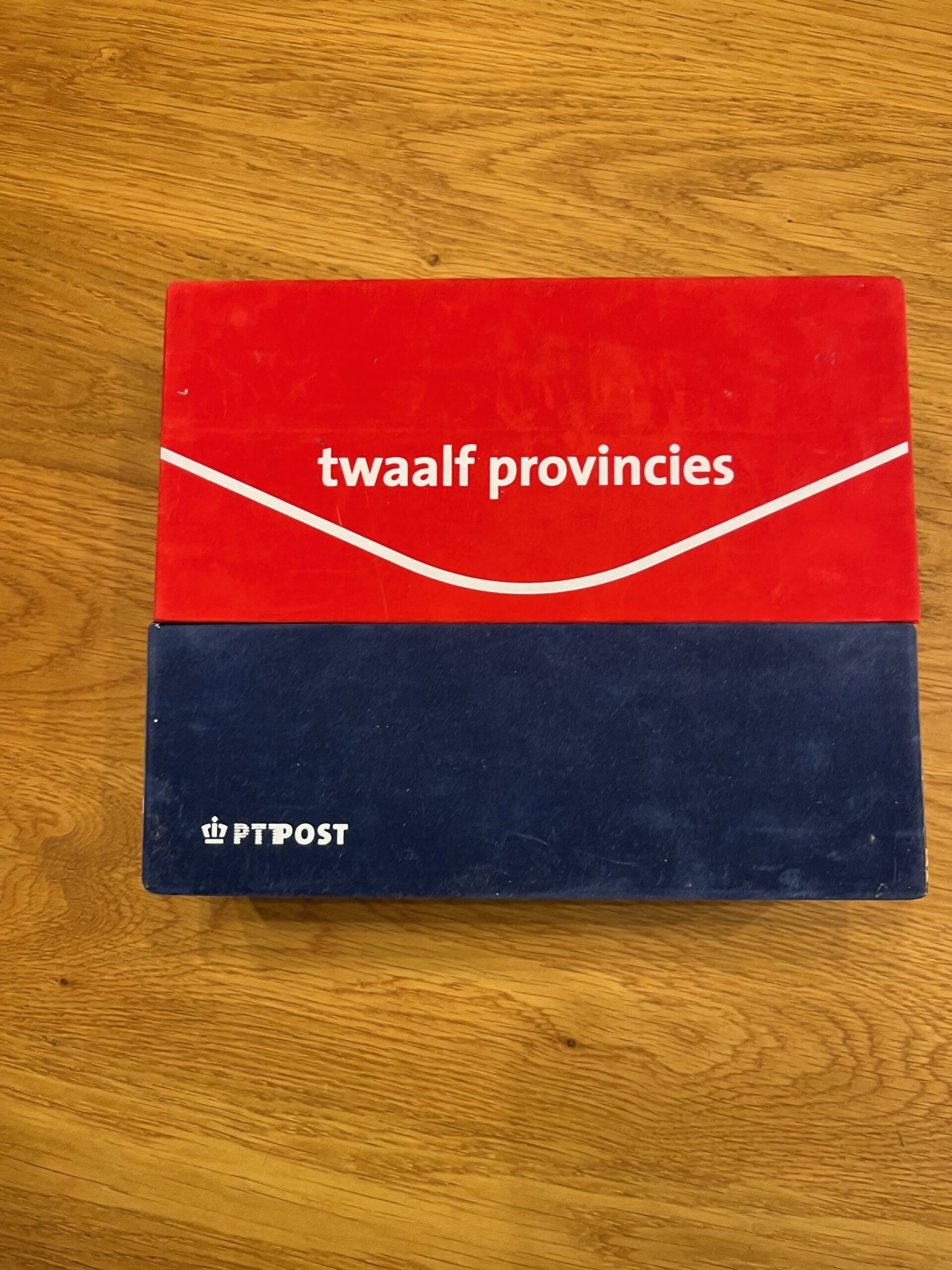 00388 Nederland Provincie Velletjes in Box